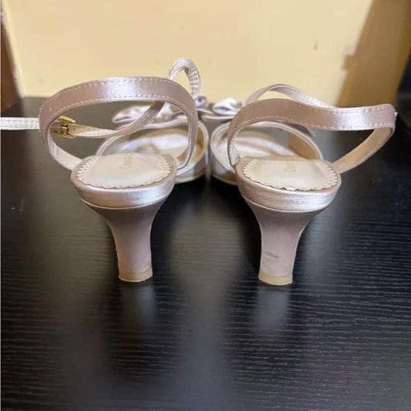 Charter Club Satin Kitty Heel Bow Sandal Size 7.5 - Picture 5 of 13